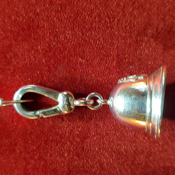 My Flat in London - Bobby Helmet - Charm - Brighton - MFIL - Picture 7 of 15